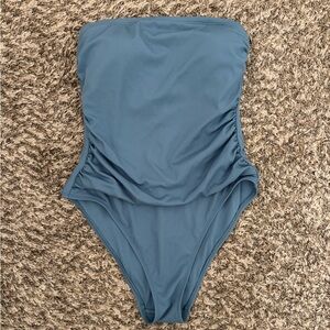 Shade and Shore Strapless One-Piece Swimsuit